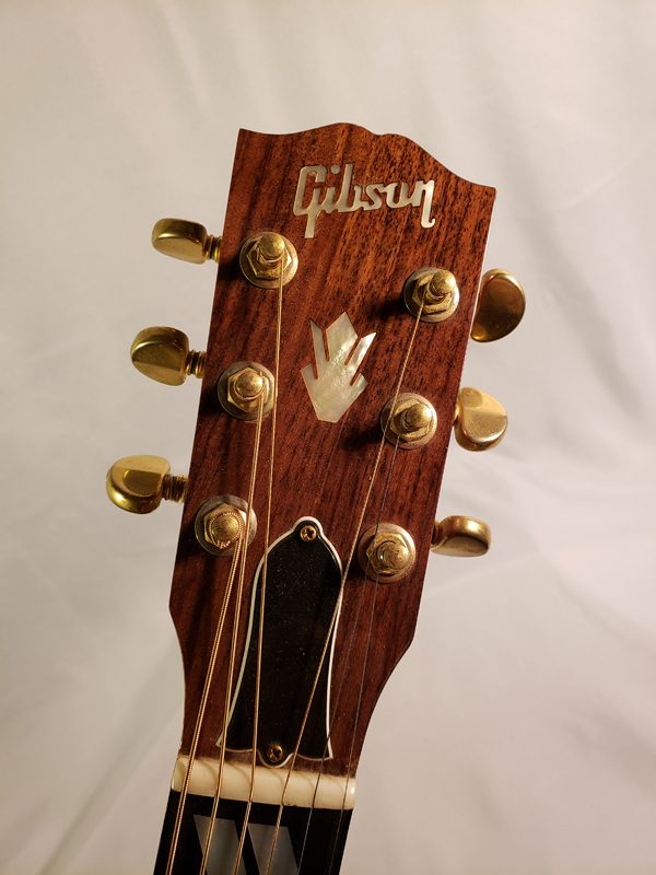 2008 Gibson Songwriter Deluxe headstock