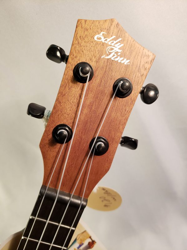 Eddy Finn ukulele ef9c headstock